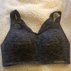Sports bra gray/black 36DD Victoria’s Secret